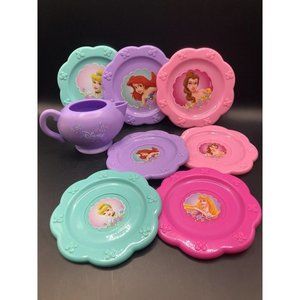 Disney Princesses Tea Set Teapot no cover,‎ Plastic Plates & Saucers